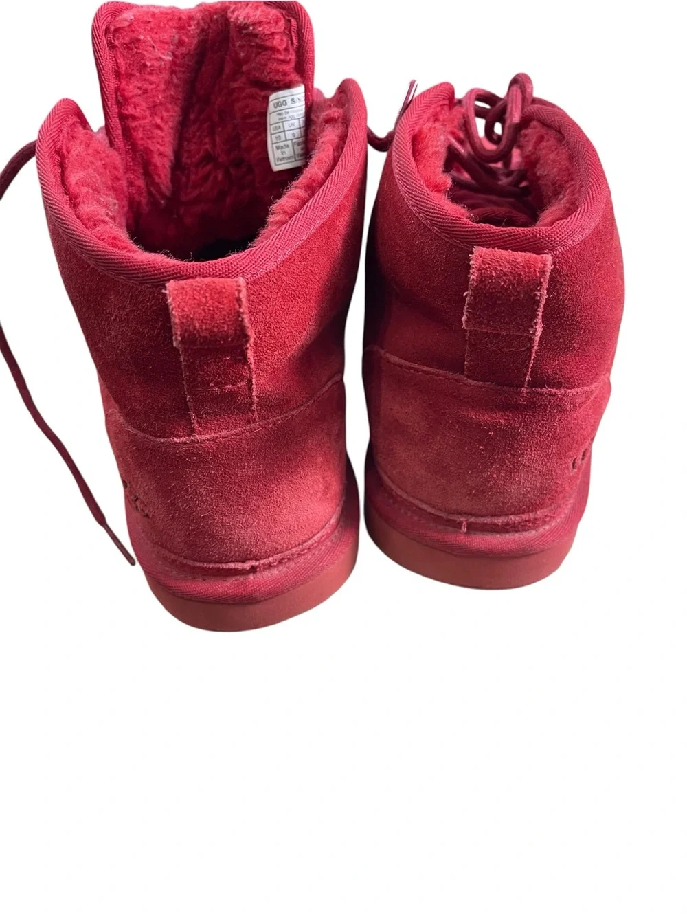 UGG men  neumel Red Suede Lace-Up Ankle Boots 10 S/N 3236